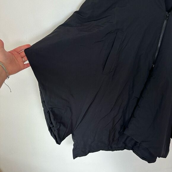 Moyuru Japan Unisex Gender Neutral Black Flared Swing Poncho Puff Zip Front Coat - Picture 13 of 15